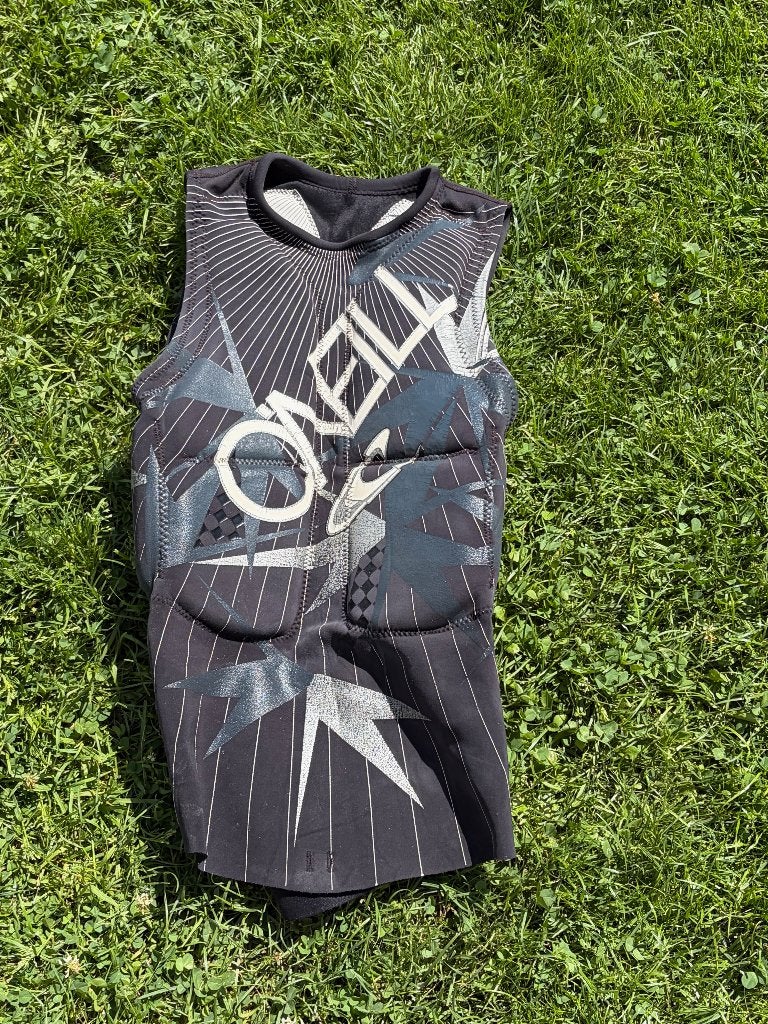 Impact vest 16 ans, Sports nautiques & Bateaux, Kitesurf, Enlèvement, Utilisé, Autres types
