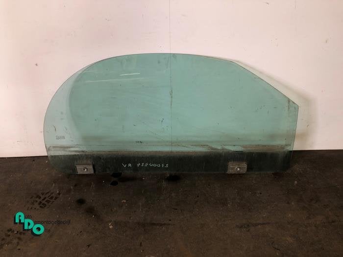 Vitre portière 2portes droite d'un Ford Street Ka (Street K, -, 3 mois de garantie, -, -