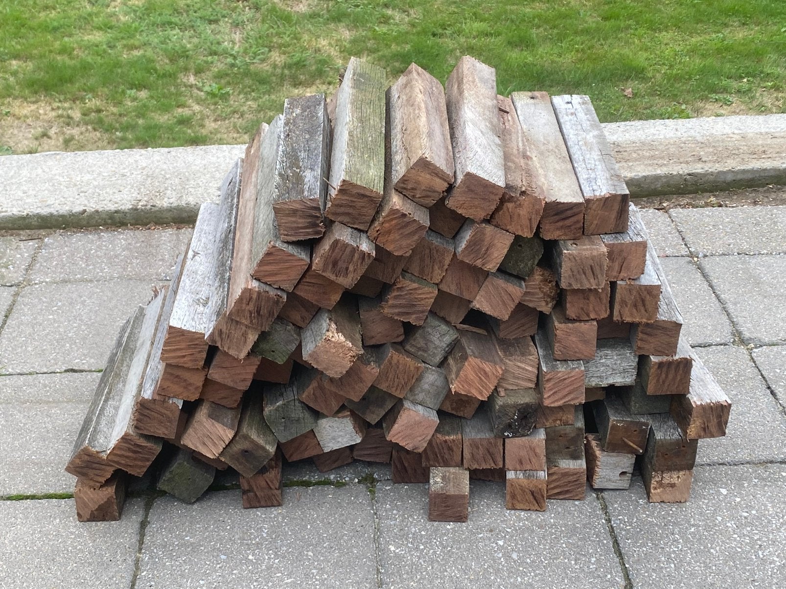 Stookhout. Vuurkorfhout, Ophalen