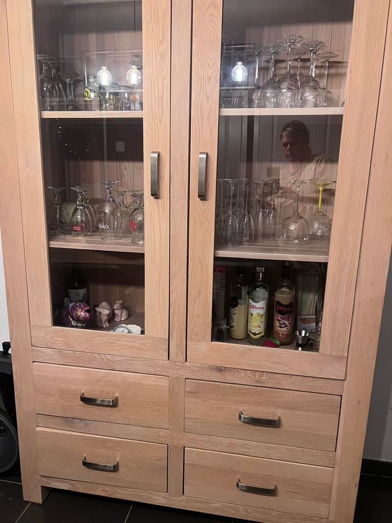 Dressoir + vitrinekast vol eik, Ophalen, Zo goed als nieuw