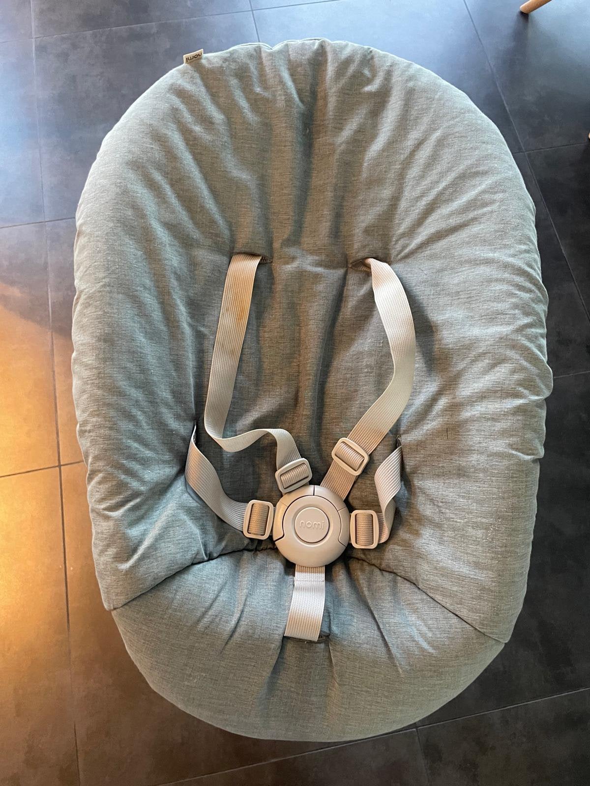 Stokke Nomi newborn set, Enfants & Bébés, Enlèvement, Utilisé, Chaise évolutive, Ceinture(s)