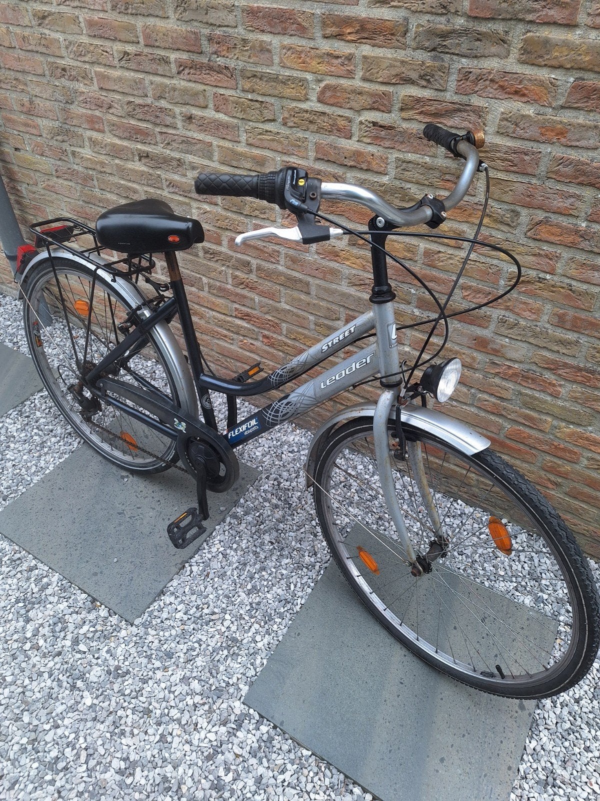 Dames kotfiets, Fietsen en Brommers, Ophalen, Gebruikt, Velgrem, Versnellingen