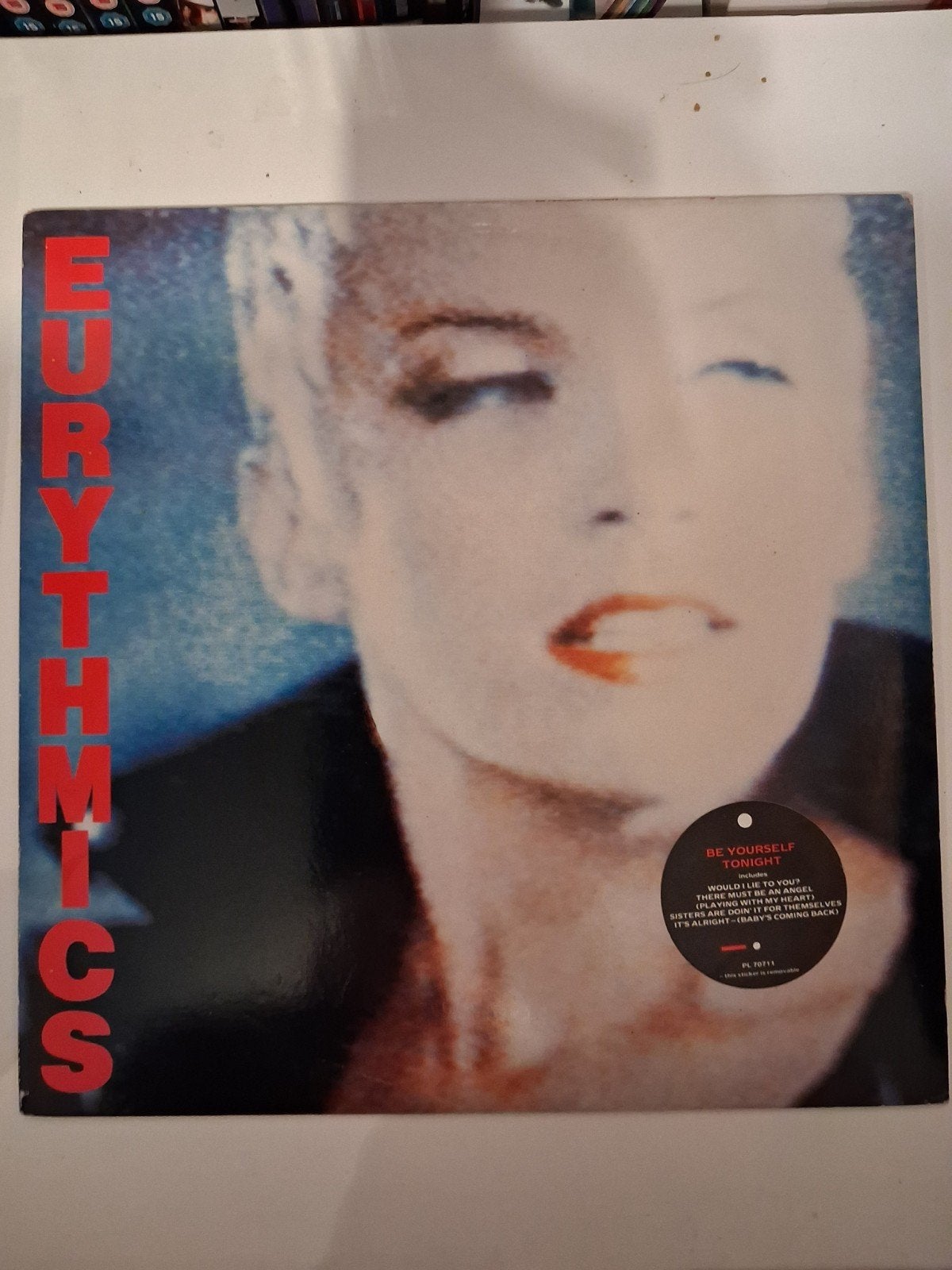 Eurythmics : be yourself tonight, Verzenden