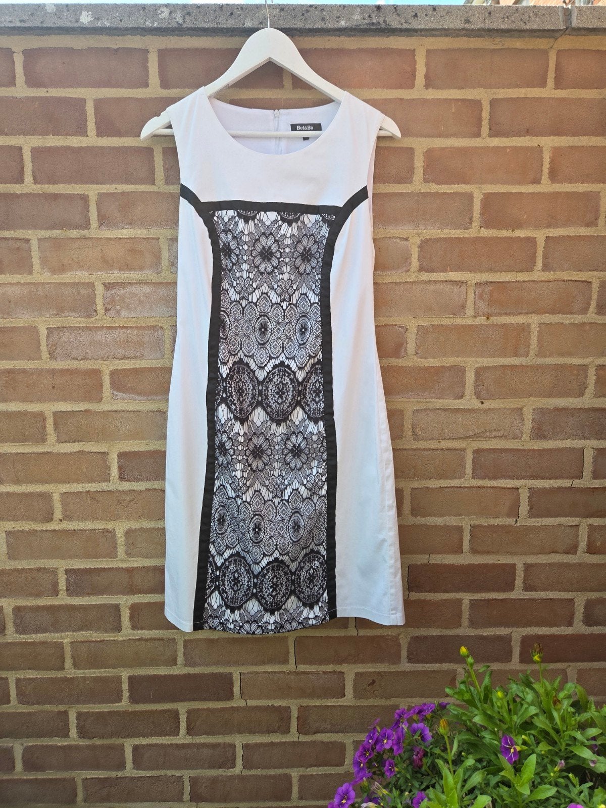 mooie witte zomerjurk met zwarte kant Bel&bo maat 38, Kleding | Dames, Maat 38/40 (M), Wit, Bel & Bo, Ophalen of Verzenden