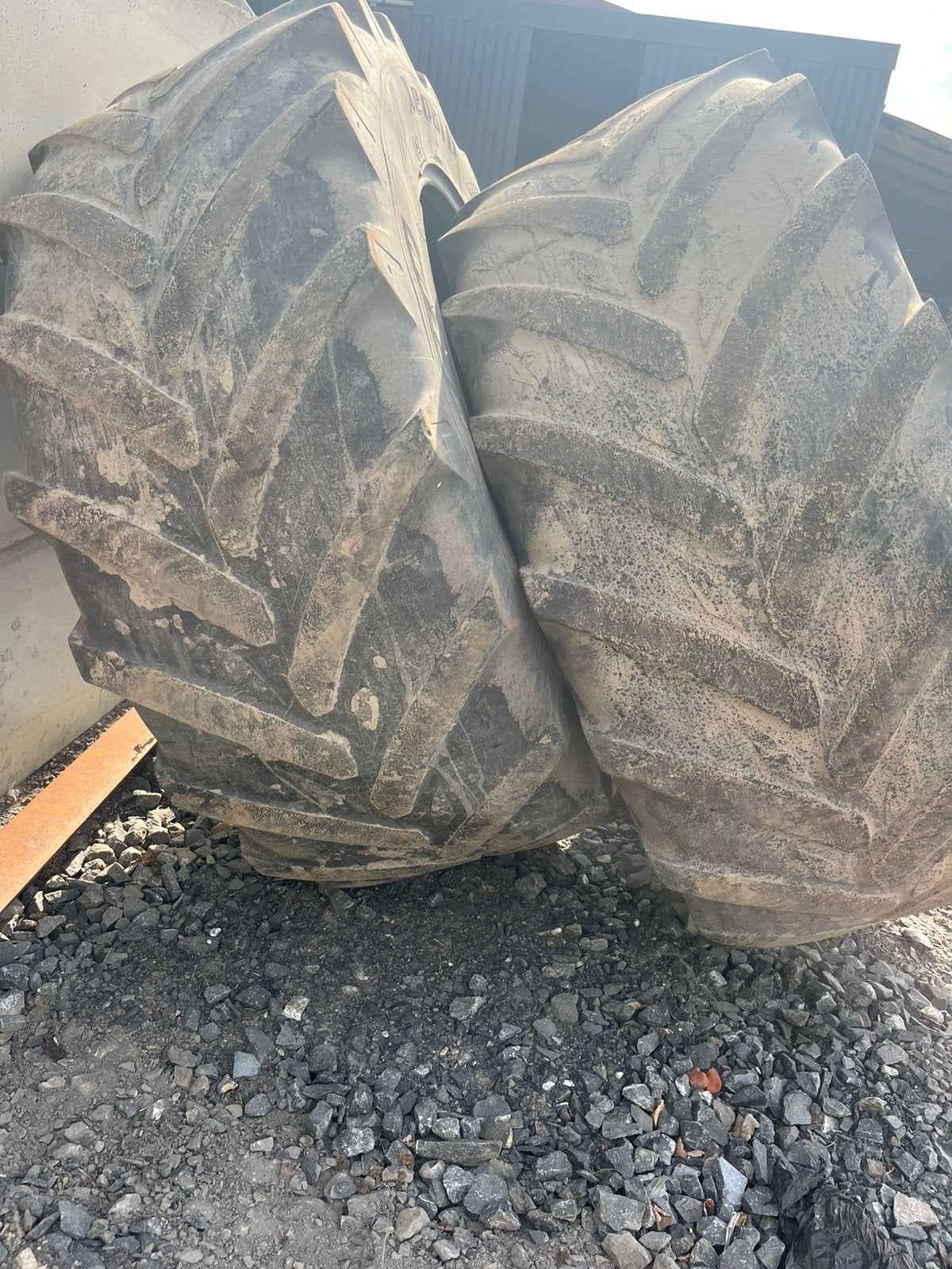 710/60r42 Pneu Michelin Xeobib, Ophalen