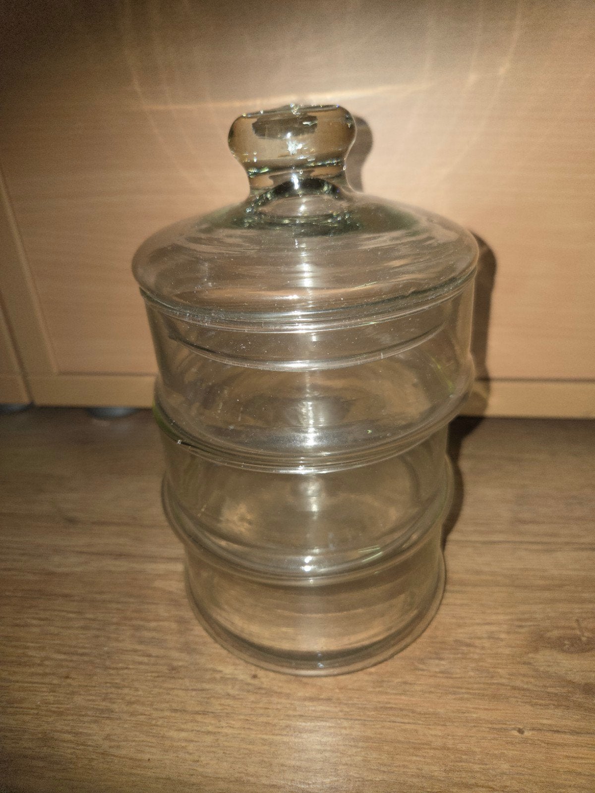 Bocal empilable en verre, Enlèvement