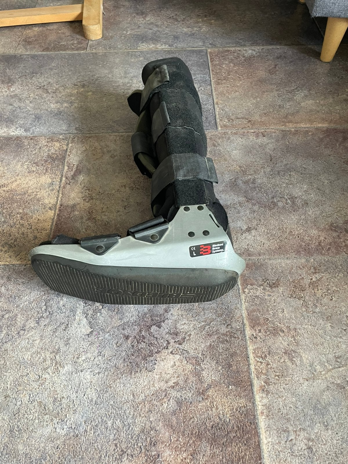 A vendre botte de marche orthopédique, Enlèvement