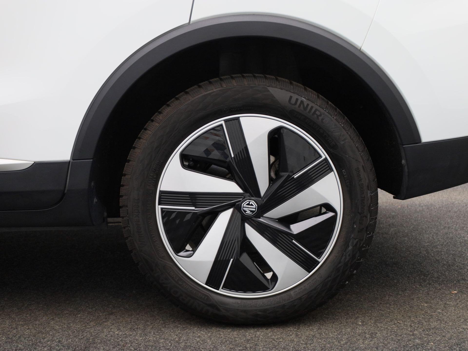 MG ZS Standard Range 51 kWh Comfort (automatique), Autos, Achat, Volant multifonction, Entreprise, 5 portes