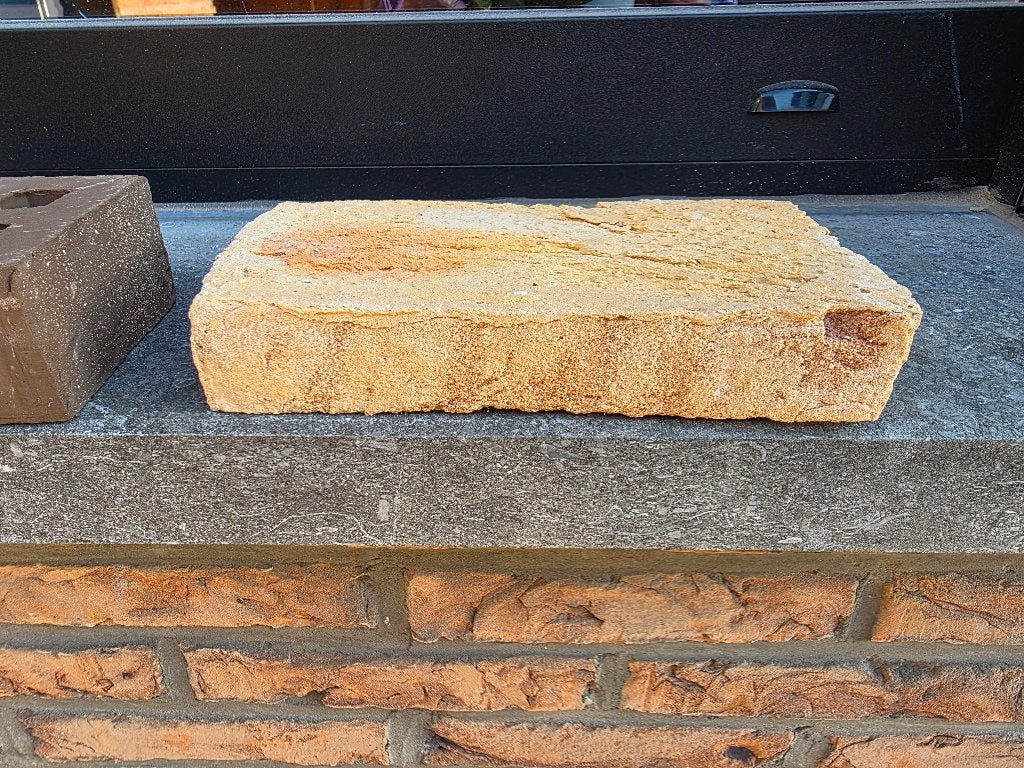 GRATIS facadesteen bruingeel/zwart, Ophalen, Nieuw, Bakstenen