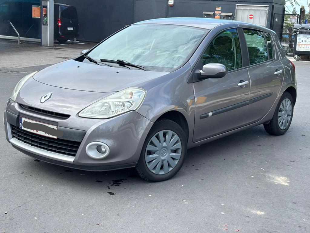Renault Clio 3 Benzine Tce (2010), Auto's, Renault, Bedrijf, Clio, Benzine, Handgeschakeld, Ophalen