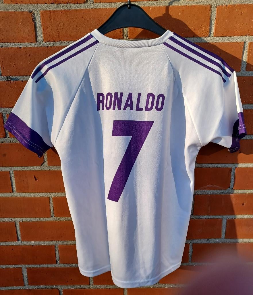 Maillot, pantalons et chaussettes du Real Madrid - Ronaldo, Sports & Fitness, Football, Utilisé, Maillot, Taille XS ou plus petite