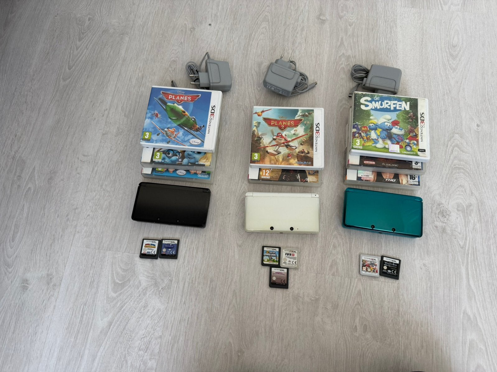 Nintendo 3ds set van 3 met 15 games, Ophalen, Met games, Overige modellen, Blauw