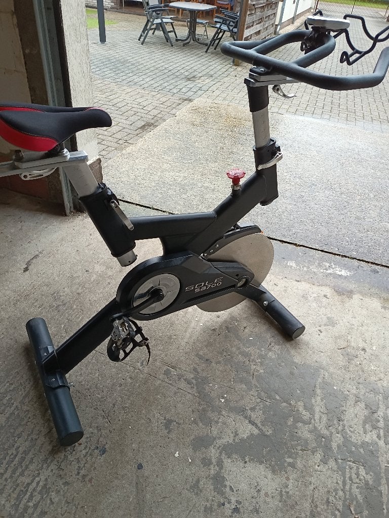 Sole SB700 Spin bike, Sport en Fitness, Ophalen, Zo goed als nieuw