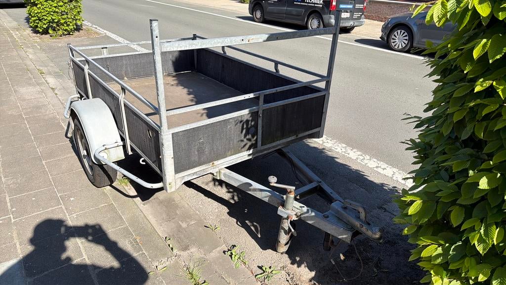 Aanhanghang wagen, Enlèvement, Utilisé