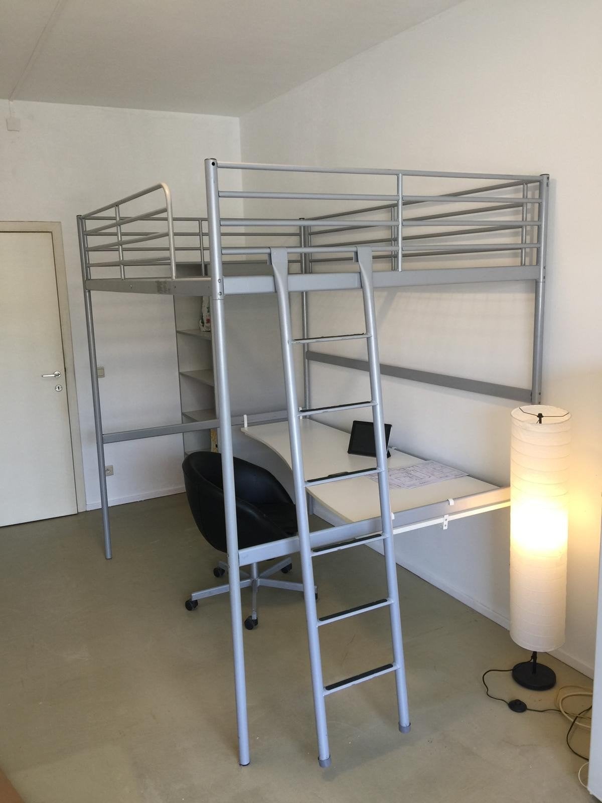 Brede hoogslaper met bureau.  1m40 x 2m, Ophalen, Hoogslaper, Tweepersoons, 140 cm