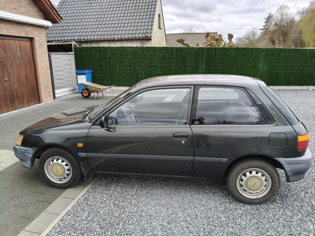 Oldtimer Toyota Starlet 1992 – project / hobbywagen, 4 cilinders, Starlet, Particulier, 55 kW