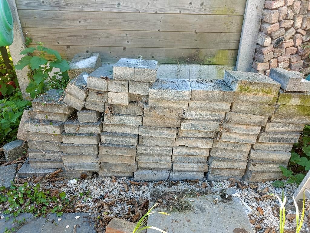 Des murs en béton, Béton, Enlèvement, Utilisé, Briques