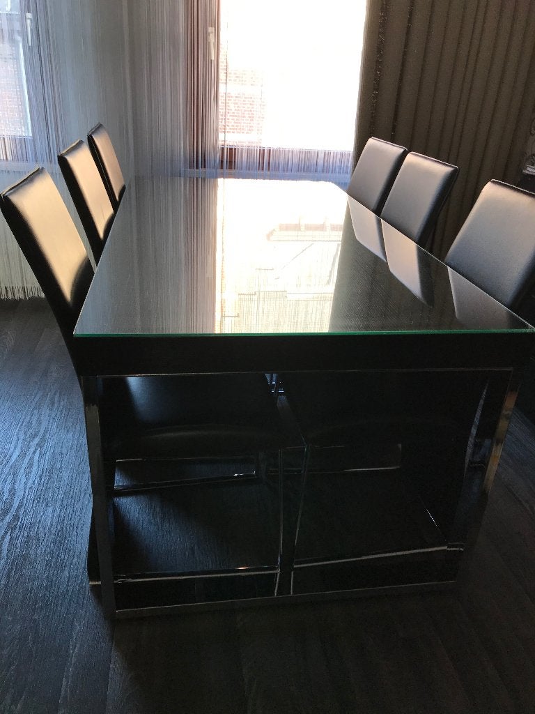 Eettafel metalen potten met 6 leder stoelen Deba Meubelen, Huis en Inrichting, Ophalen, Zo goed als nieuw