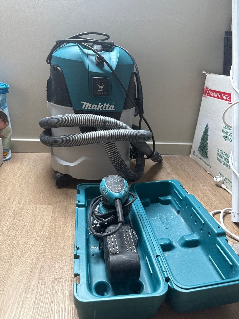 Makita stofzuiger, schuurmachine schuurpapier en toebehoren, Doe-het-zelf en Bouw, Ophalen, Zo goed als nieuw, Vlakschuurmachine