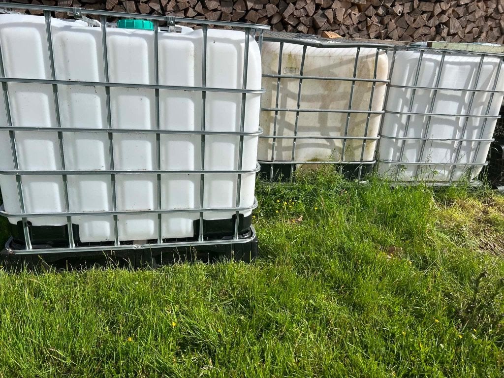 Cuves IBC de 1000L, Jardin & Terrasse, 150 litres ou plus, Enlèvement ou Envoi, Synthétique, Utilisé