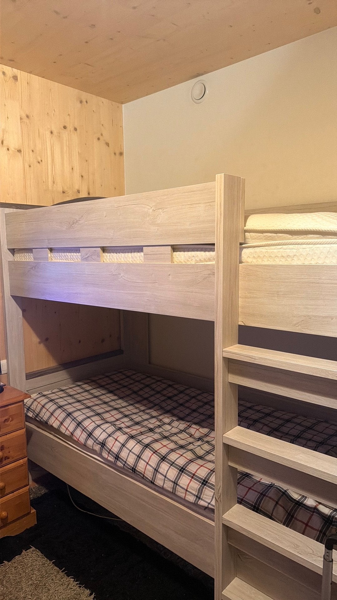 Lit superposé gris foncé – bois massif et bois plaqué – 600€, Maison & Meubles, 100 cm, 210 cm, Comme neuf, Enlèvement