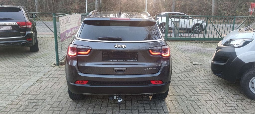 Jeep Compass Compass 1.3 Turbo 4x2 Limited ! 55000 KM/ NIEUW, Autos, Jeep, Système audio, 1332 cm³, Achat, https://public.car-pass.be/vhr/90b06d43-67ec-4b54-9663-966a64035a68