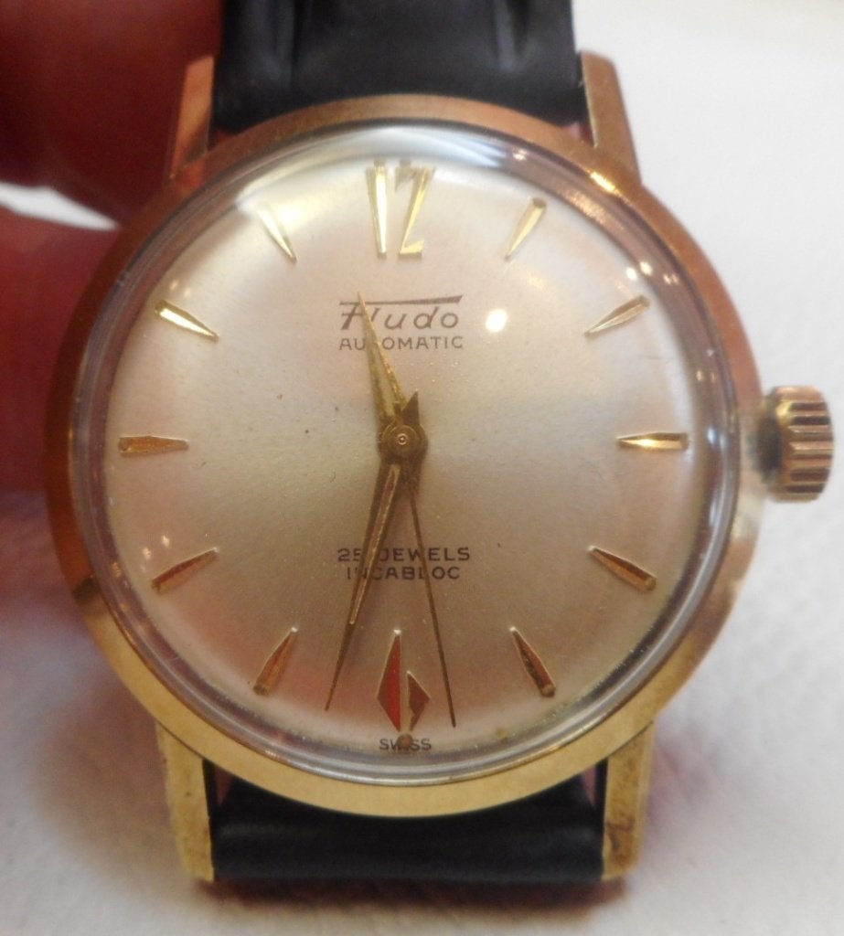 53) Fludo automatique or et acier vintage, Handtassen en Accessoires, Edelstenen, Gebruikt, Verzenden