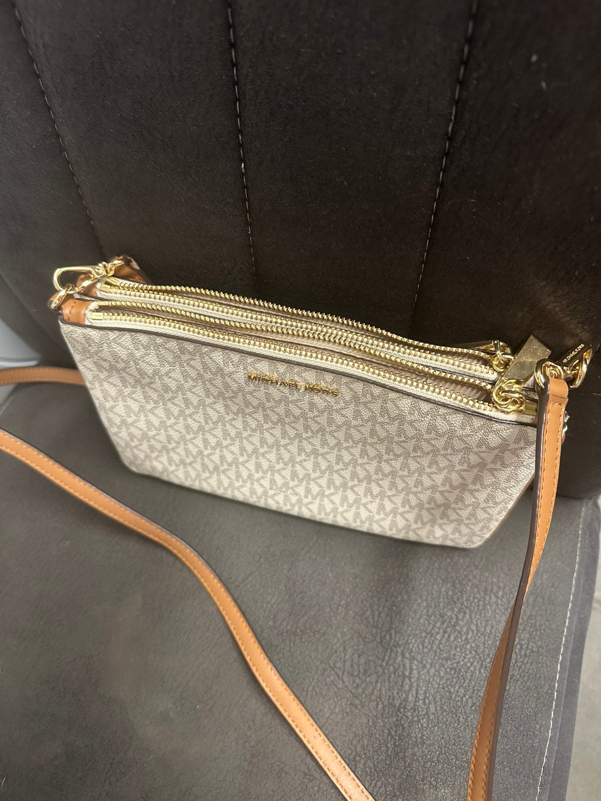Mickael kors handtas, Bijoux, Sacs & Beauté, Sacs | Sacs Femme, Enlèvement, Comme neuf, Sac à main