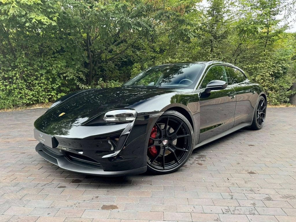 Porsche Taycan Sport Turismo 93.4 kWh/Luchtvering/Pano/Sport, Autos, Cuir, Achat, Entreprise, Noir