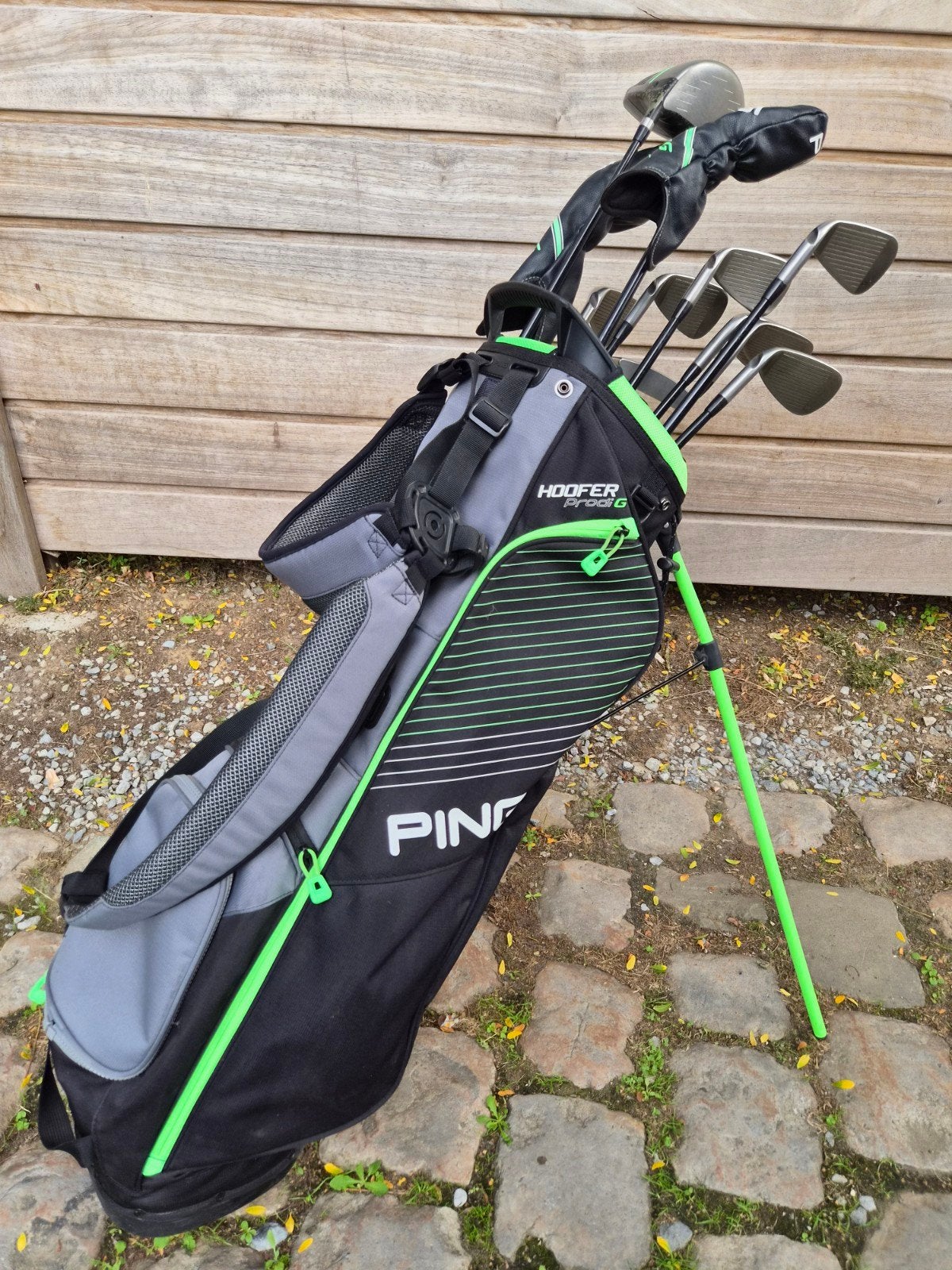Ensemble de clubs Juniors Ping Prodi G, Sports & Fitness, Enlèvement, Utilisé, Sac, Ping