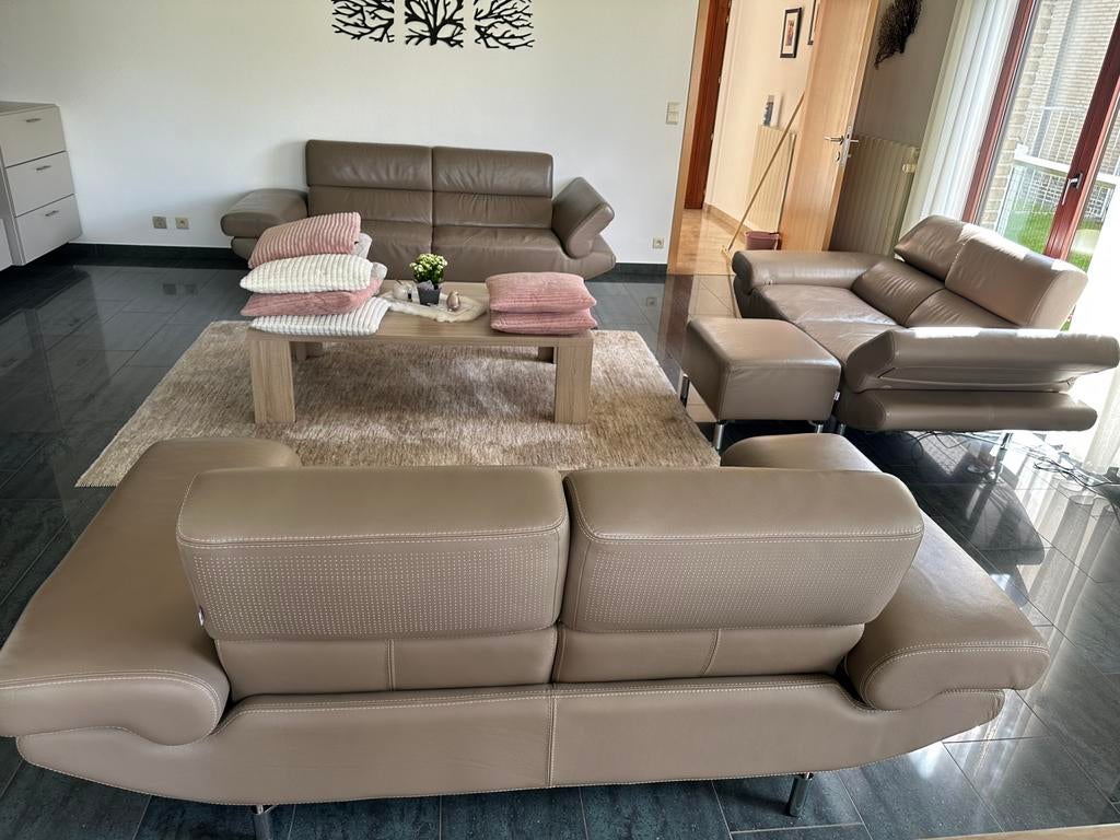 Beige Lederen  salon  3-zit en 2x 2-zit + voetbank, Enlèvement, Utilisé, Cuir, Modern