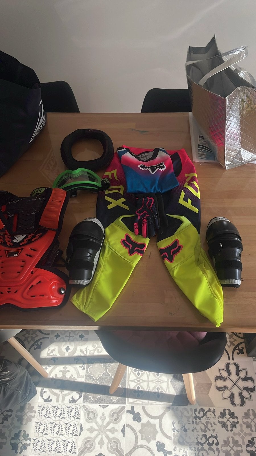 Crosskleren kids, Motoren, Ophalen