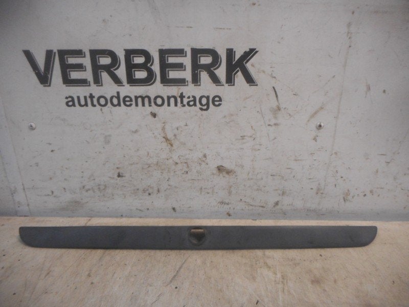 COFFRE COUVERCLE HANDLE BMW 3 serie (E36 / 4) (1977253), Utilisé, BMW, Petuelring 130
80809  München, DE, Bayerische Motoren Werke AG