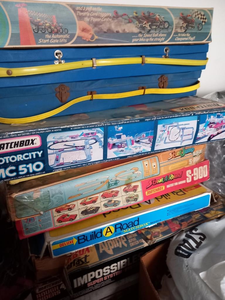 Matchbox sets, Ophalen