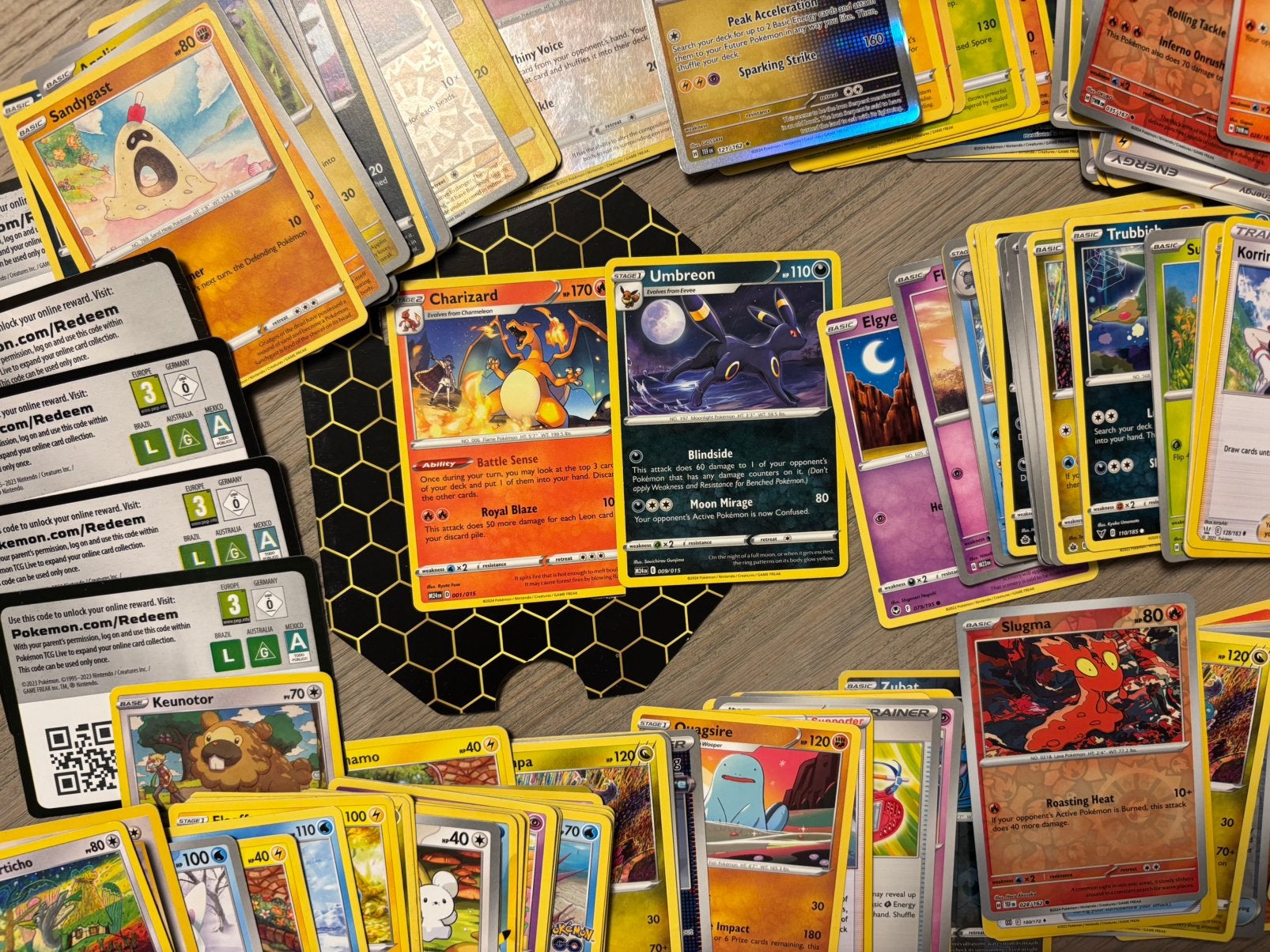 Lot van 151 Pokémon kaarten, Ophalen of Verzenden, Gebruikt