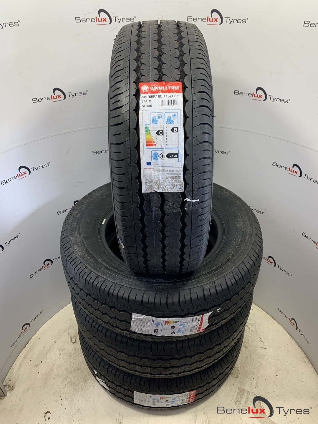 bus 235/65R16c 235/65R16 235/65 R16 R16c 2356516 2356516c 16, Auto-onderdelen, Ophalen, Bestelwagen, -, Nieuw