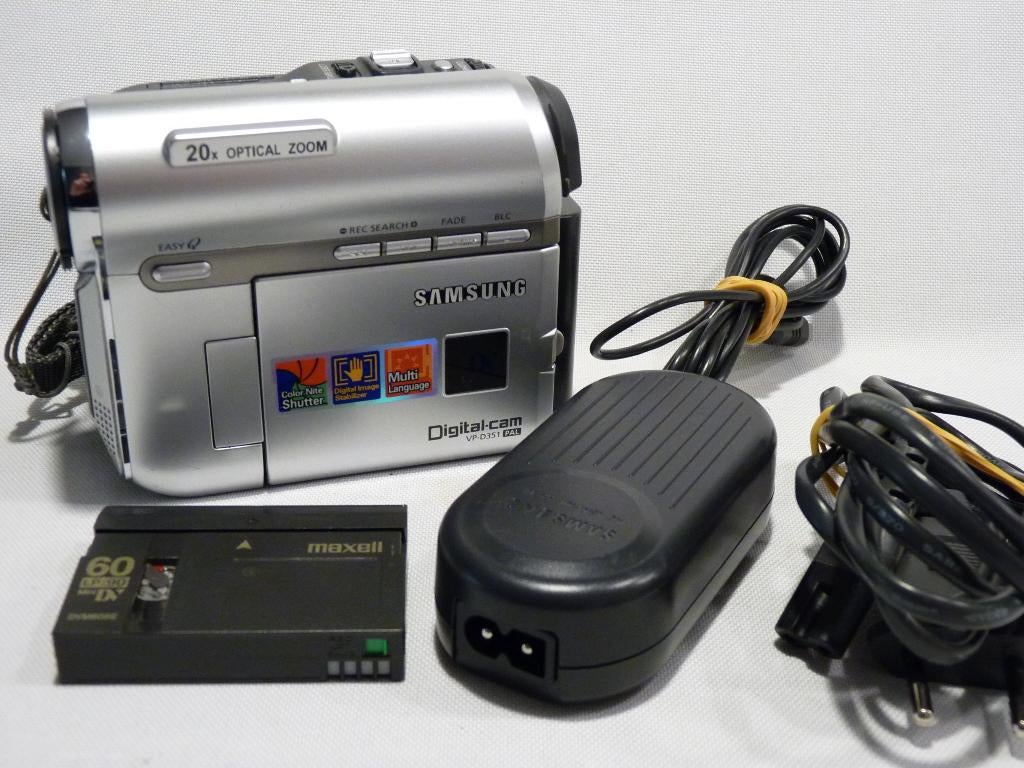 Samsung VP-D351 MiniDV Videocamera, adapter, Audio, Tv en Foto, Full HD, Gebruikt, 20x of meer, Ophalen of Verzenden