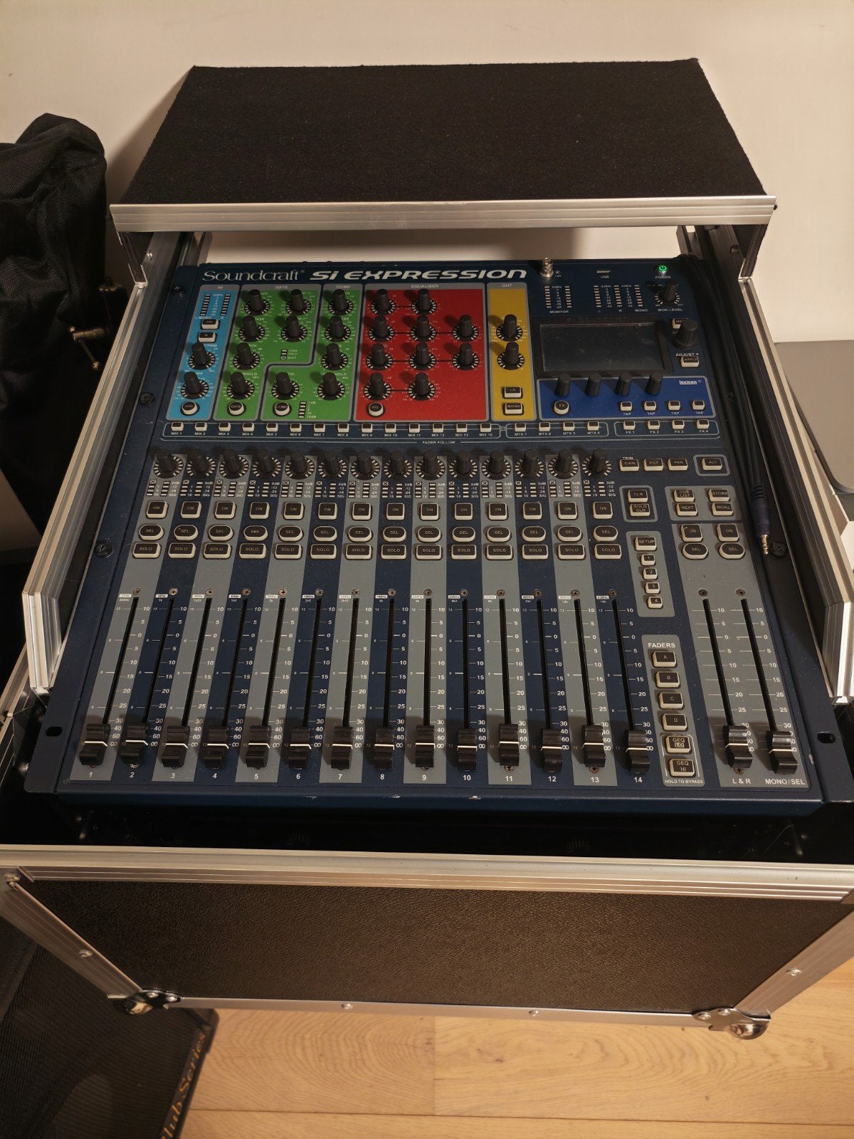 Soundcraft SI Expression 1, Enlèvement