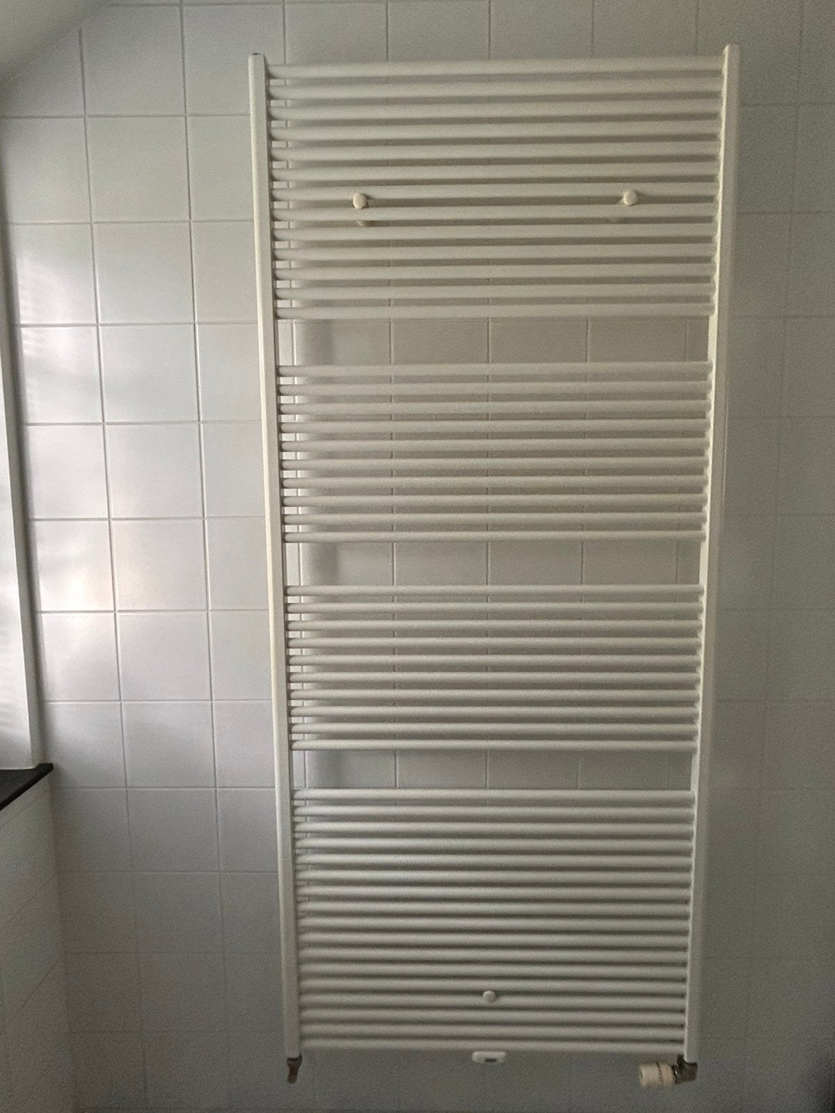 Vasco handdoekradiator wit, Doe-het-zelf en Bouw, Verwarming en Radiatoren, Ophalen, Gebruikt, Radiator, 60 tot 150 cm