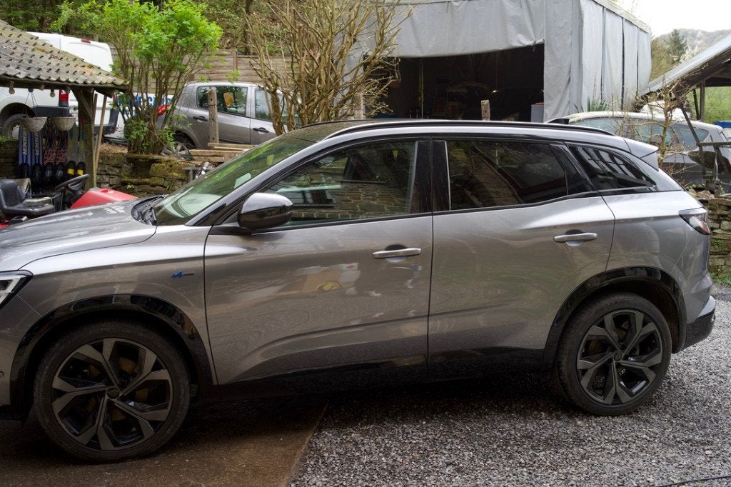 Renault austral E-tech full hybrid 200 esprit alpine, Auto's, Euro 6, 1199 cc, Alcantara, 96 kW