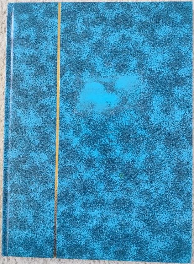 blauw gemarmerd postzegelalbum met 16 witte blz., Postzegels en Munten, Postzegels | Toebehoren, Verzenden, Verzamelalbum