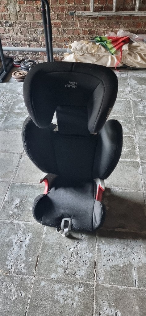 Te koop: Britax Romer Kidfix autostoel met isofix, Kinderen en Baby's, Autostoeltjes, Ophalen, Romer, Gebruikt, 15 t/m 36 kg