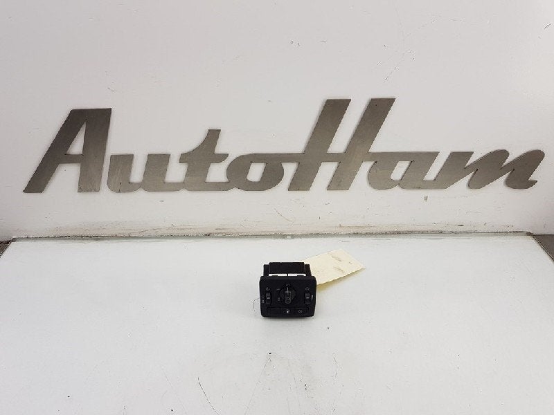 INTERRUPTEUR D'ECLAIRAGE V50 (MW) (|30739298|30669734|), Dhr. J. Ham, Administratie@autoham.nl, Nijkerkerstraat 27a 27a
3821 CD  AMERSFOORT, NL