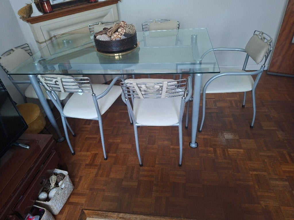 Glazen tafel met 6 stoelen met armleuningen, Antiek en Kunst, Ophalen