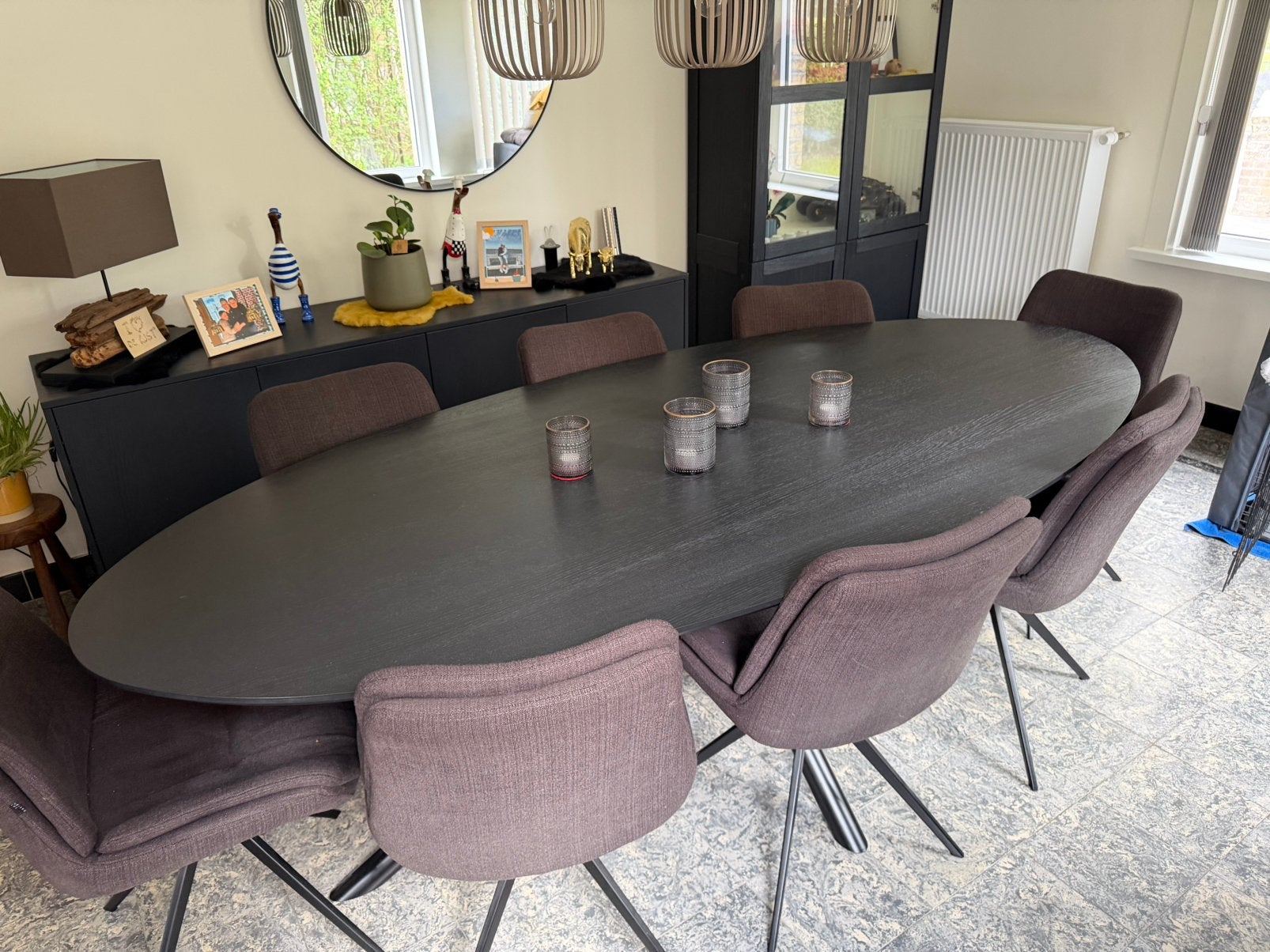 Eettafel zwart hout, Ophalen, Zo goed als nieuw
