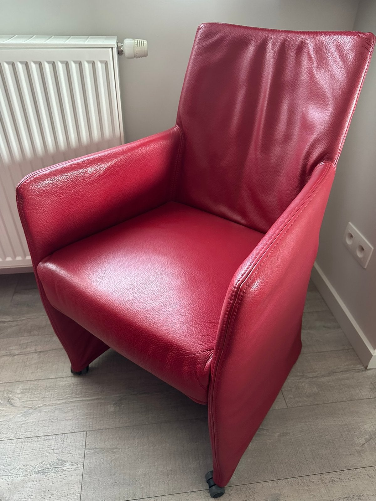 8 rode leren stoelen l”ancora, Huis en Inrichting, Stoelen, Ophalen, Gebruikt, Leer, Vijf, Zes of meer stoelen