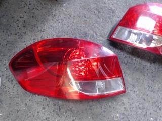 Feu arrière gauche Renault Clio 3 2009-2014 LP/13483, Autos : Pièces & Accessoires, Enlèvement, Utilisé, Renault