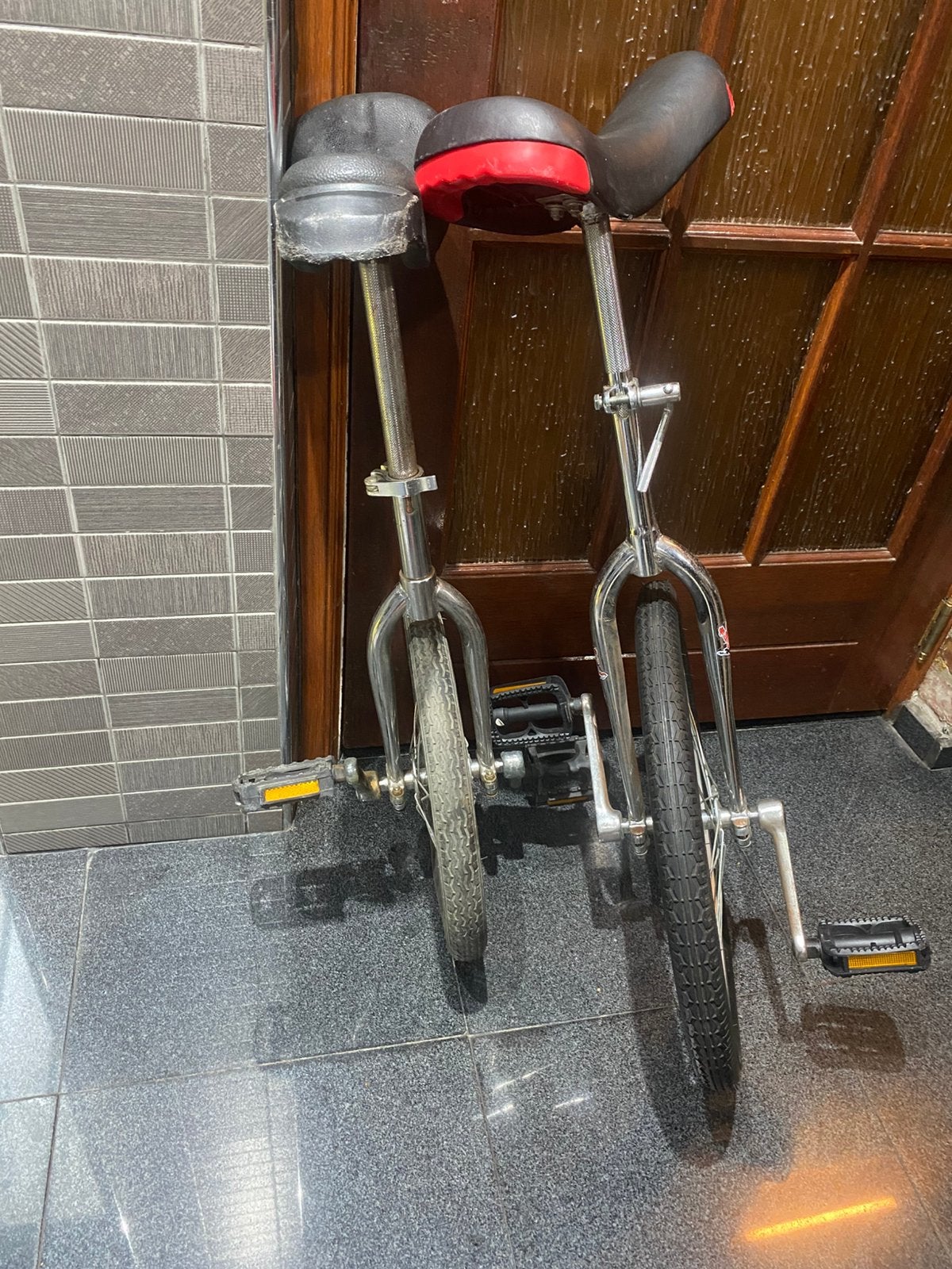 Deux monocycles à vendre - également vendus à l'unité, Vélos & Vélomoteurs, Enlèvement, Comme neuf