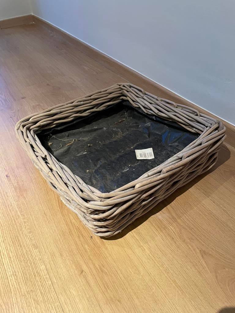 Rieten planten bak/mand - buiten, Ophalen, Zo goed als nieuw, Mand