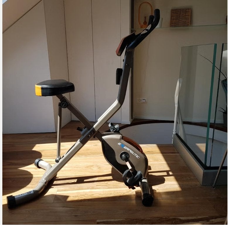 Opvouwbare hometrainer met onderhoudsprogramma's, Ophalen, Gebruikt, Metaal, Hometrainer